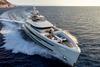 Heesen-20457-Akira-07-Running-Shot-Sardinia-HR-1024x683