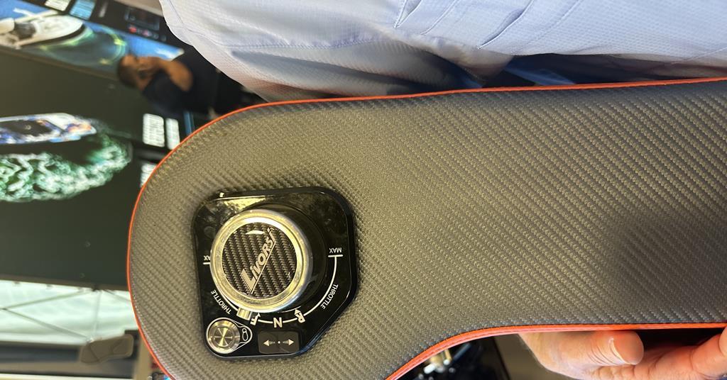 Livorsi Rotary Throttle + Shift Control, a mouse for your boat ...