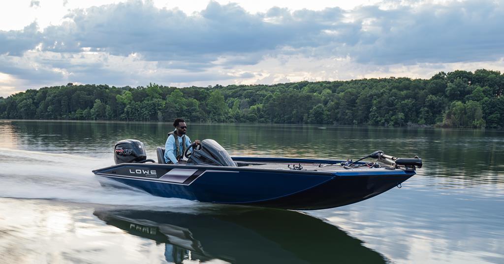 Lowe redesigns Stinger 8-Series bass boats | News | International Boat ...