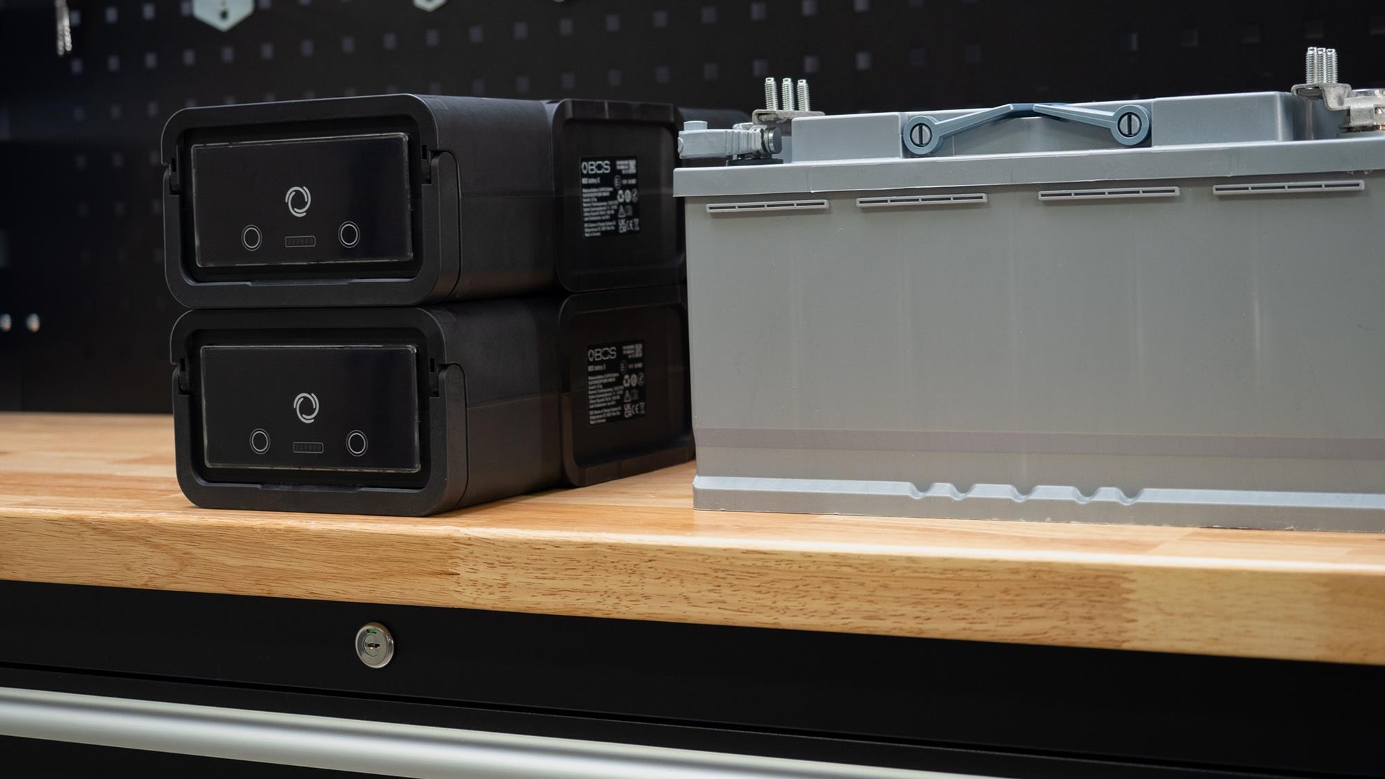 BOS How to extend any boat’s leadacid battery system with lithium