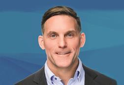 headshot---tom-pettit---square