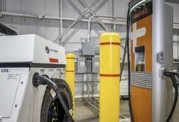 The forklift can be customised to suit a marina’s specific needs and can also be bundled with fast charger stations to allow for double 8-hour shifts from the 100kWh lithium-ion battery.