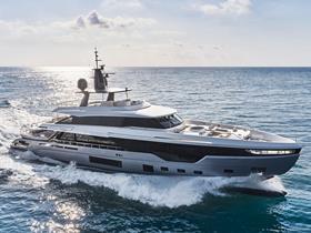 Azimut Grande Trideck