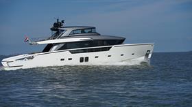 Lengers Reports Two Superyacht Sales The Islander