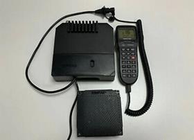 Simrad RS80 VHF radio