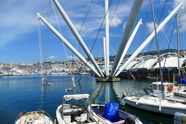 genoa-3645318_1280