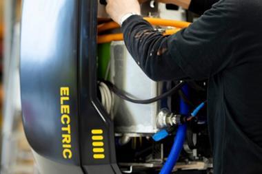 Evoy-Electric-Outboard_workshop_Credit-SolFure-AND-HelleFrogner-po0zohposy1loq9qjg5y8sf6l1jli6ovsrxxl8p9cy