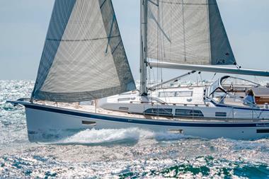 HR400sailing3863LFruchaud (1)