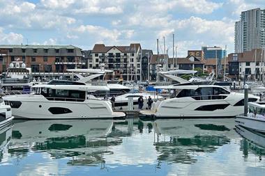 Absolute 47 Fly from Approved Boats