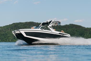 MCMY26_XSTAR25_BOC-01409-XL