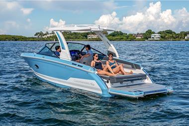 2026-chaparral-ssx-30-water-lounging[1]