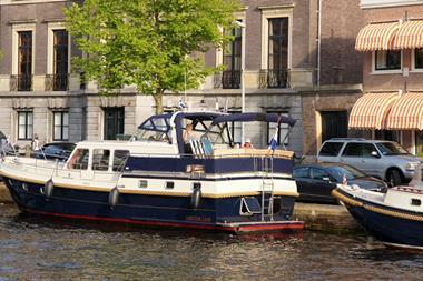 Boat-in-Haarlem-canal