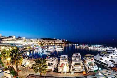 Setur Cesme Marina