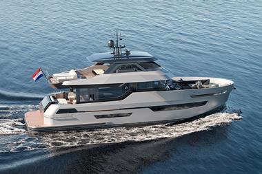 Outer Reef Adventure 780