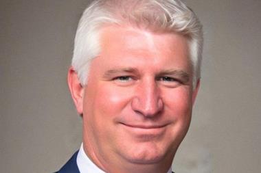 Centek Jason Blackburn