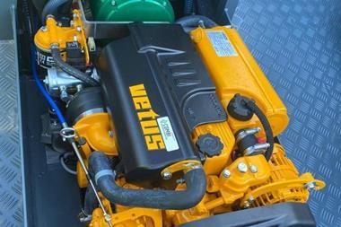 Vetus engine_crop