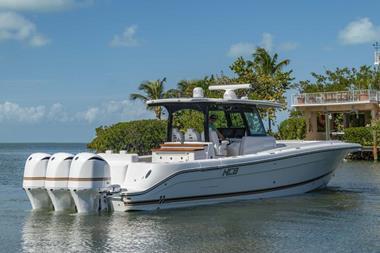 HCB Yachts A1Z-Hull-19_Profiles14