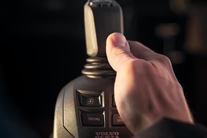 Volvo Penta Joystick driving 1