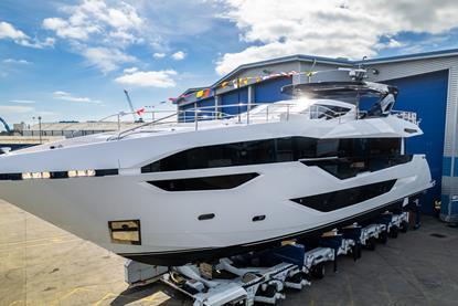 Sunseeker 100 Yacht_002