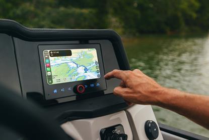 Crest Marine and Balise Pontoons partners with Savvy Navvy___credit Crest Marine