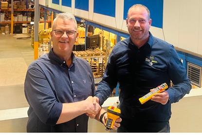 From left - Kjetil Flak, Owner of Flak AS, with Kris Nieuwenhuis, North European Markets Manager for Ocean Signal.crop