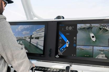 Avikus-NEUBOAT-helm-station-display