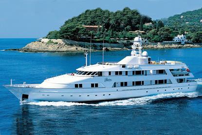 Cat yachts
