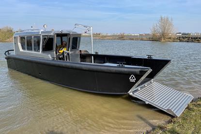 Landing-craft-boats-LC-1000-military-boats-Tideman-Marine-HDPE-workboat