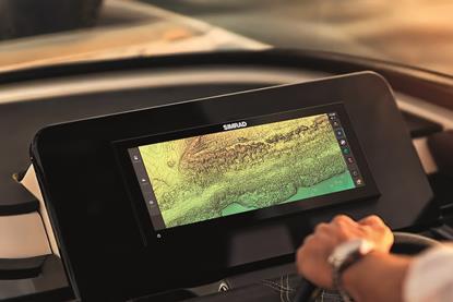 Simrad wide screen display