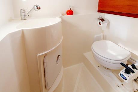 jabsco-toilet
