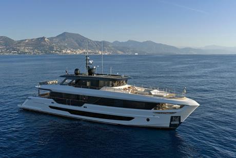 majesty-100-terrace-5-1