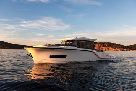 AIATA_Wayfinder 38 Cabin version (18)