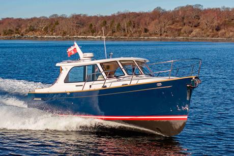 Duchy 35 'Frisia' in New England waters - Image Credit Cockwells