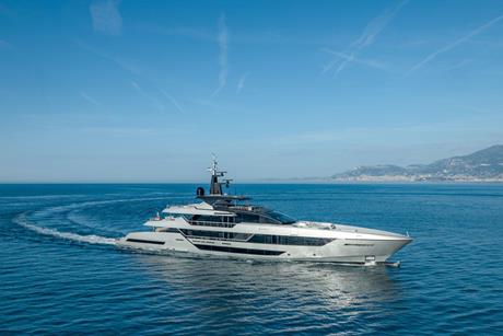 01_Riva 54Metri