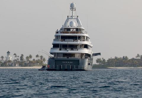 Russian oligarchs flee on superyachts to Indian Ocean