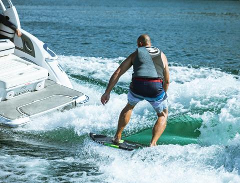 MM_Bravo_Four_S_Cobalt_Lifestyle_MW-Central_765A0140