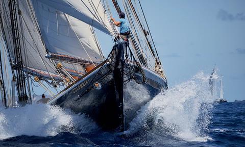 Alexseal Sailing Yacht Columbia